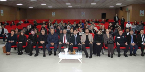 İlçe sakinleri koruyucu aile ile çocuk edinme hakkında bilgilendirildi