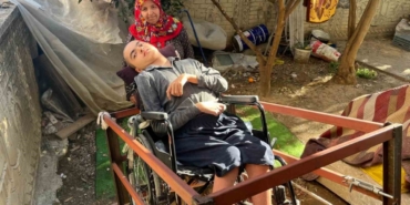 İlkel teleferikle okula gidebilen engelli Tunahan için Türkiye seferber oldu