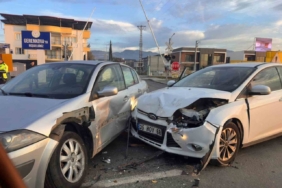 İncirliova’da otomobiller çarpıştı: 1 yaralı