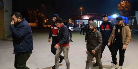 İnegöl’de 8 kaçak göçmen yakalandı