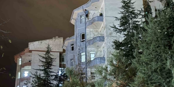 İntihara kalkışan şahıs 4 saatte ikna edildi