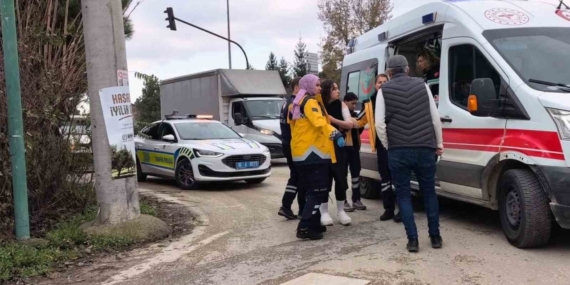 Işık ihlali kaza getirdi: 2 yaralı