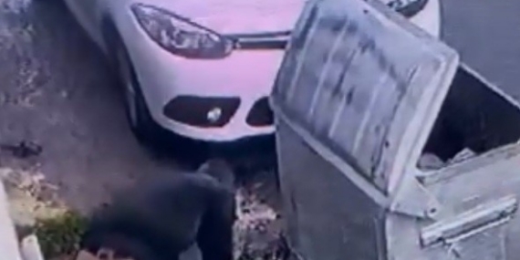 İSKİ çalışanından tepki çeken görüntüler: Önce boruyu kesti, sonra tamire geldi