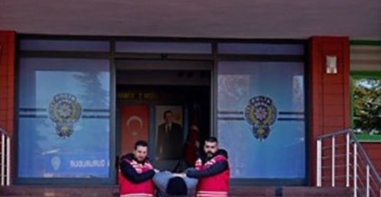 Isparta’da 22 yıl 9 ay hapis cezası bulunan cezaevi firarisi yakalandı