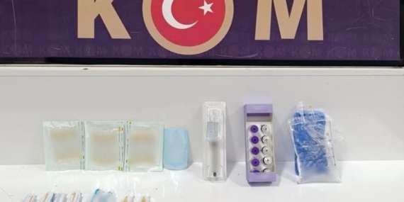 Isparta’da kaçakçılık operasyonu: Alkol ve kaçak tıbbi malzemeler ele geçirildi