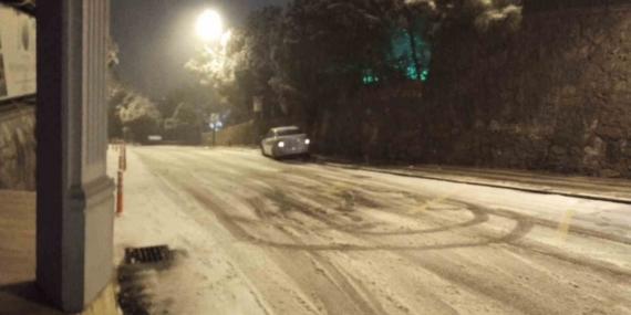 İstanbul Anadolu Yakası’nda kar yağışı etkili oluyor