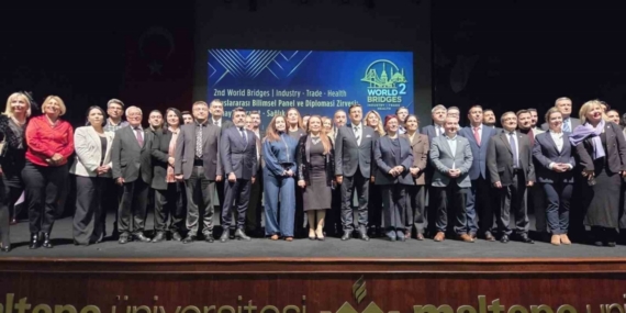 İstanbul Yeni Yüzyıl Üniversitesi’nden 2’nci World Bridges Zirvesi’nde küresel sağlık diplomasisi iş birliği