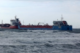 İstanbul’un Florya açıklarında Azerbaycan ve Türk bandrallı iki tankerden acil durum çağrısı geldi. Olay yerine kurtarma ekiplerinin sevk edildiği öğrenildi.