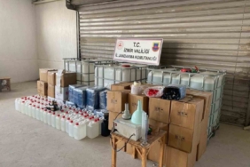 İzmir’de 1,5 milyon lira değerinde kaçak etil alkol ele geçirildi