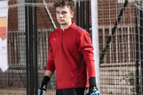 İzmirli kaleci Kaan Tınmaz takımsız kaldı, halı sahaya kiralık kaleci oldu