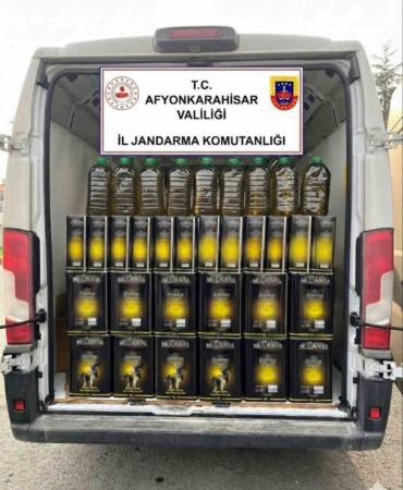 Jandarma 655 litre sahte zeytinyağı ele geçirdi