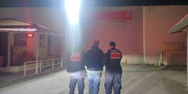 Jandarma ’Çocuğa Karşı Cinsel Taciz’ suçundan aranan şahsı yakaladı