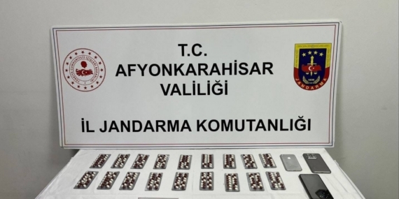 Jandarmadan uyuşturucu operasyonu: 3 gözaltı
