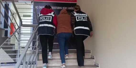 Kadın hırsız, 28 yıl hapisle aranıyordu, polis kıskıvrak yakaladı