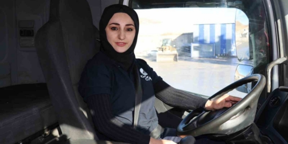‘Kadınsın yapamazsın’ dediler, şimdi tır şoförlüğü yapıyor
