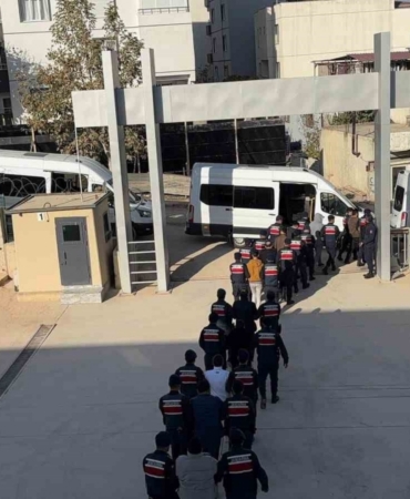 Kahramanmaraş ve Gaziantep’te tefeci operasyonu: 17 tutuklama