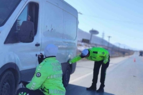 Kahramanmaraş’ta kış lastiği uygulaması