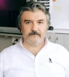 Kalp krizi geçiren sınıf öğretmeni hayatını kaybetti