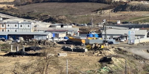 Kamyon şoförü gazoz şişesindeki antifrizi içmesi sonucu ağır yaralandı