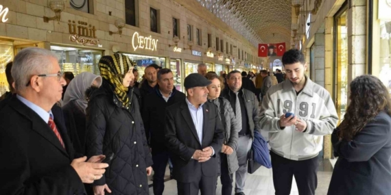 Kapalıçarşı’daki işletmelere dumansız hava sahası bilgilendirmesi