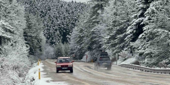 Karabük-Bartın kara yolu beyaza büründü