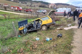 Karabük’te hafif ticari araç otomobille çarpıştı: 6 yaralı