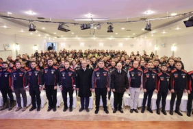 Karaburun’dan "Okul Polisi" zirvesi