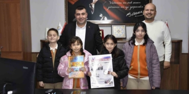 Karacabey Belediyesi, öğrencilerin yanında