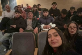 Karacasu’da öğrenciler tiyatroyla buluştu