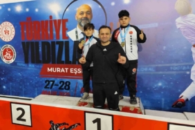 Karate Premier Ligi’nde Ünal kardeşlerden çifte altın