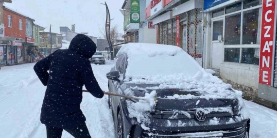 Karlıova, kara teslim oldu