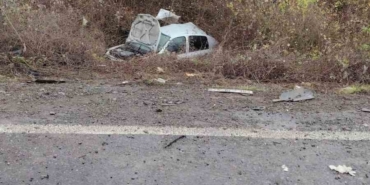 Karşı şeride geçen otomobil ticari araçla çarpıştı: 1 yaralı