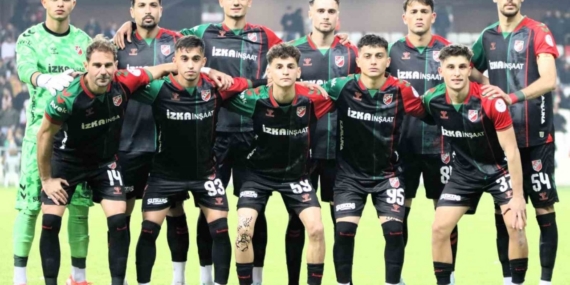 Karşıyaka devre arasına galibiyetle girdi