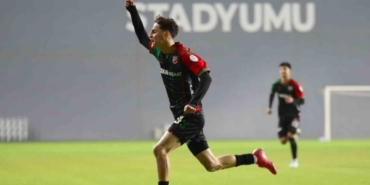 Karşıyaka ile Trabzonspor, Adem Yeşilyurt için masaya oturacak