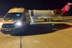 Kars’ta ambulans uçak 44 günlük bebek için havalandı