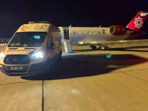 Kars’ta ambulans uçak 44 günlük bebek için havalandı