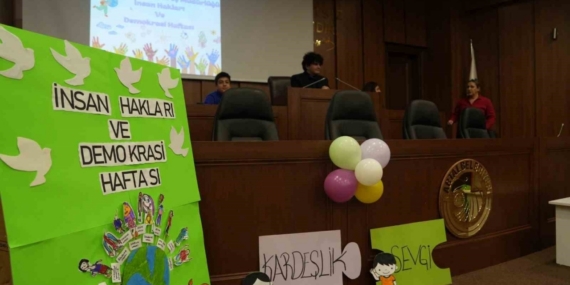 Kartal’da kreş öğrencilerinden örnek demokrasi davranışı