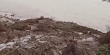 Kastamonu’da heyelan: İnebolu-Doğanyurt-Cide karayolu ulaşıma kapandı