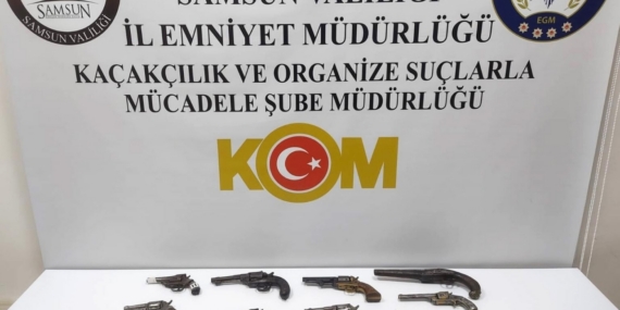 "Kayıp" denilen kültür varlığı tabancalar evlerden çıktı: 13 silah ele geçirildi