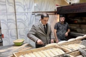 Kaymakam Başar fırında ekmek pişirip, çay ocağında kahve hazırladı