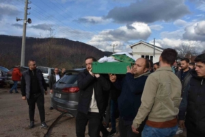 Kazada hayatını kaybeden sürücü toprağa verildi