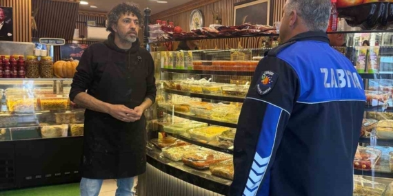 Kemer’de zabıtadan yeni yıl öncesi denetim