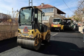 Kepez’de konforlu ulaşım için yoğun asfalt mesaisi