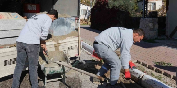 Kepez’in ’Anında Çözüm’ ekibi 7/24 iş başında