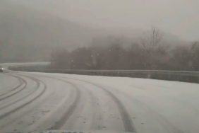 Kırklareli Mahyadağı bölgesinde kar yağışı: Yol trafiğe açık
