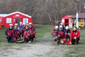 Kırklareli’nde 11 sağlık personeline UMKE belgesi