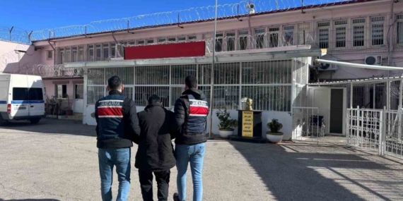 Kırmızı bültenle aranan DEAŞ üyesi Gaziantep’te yakalandı