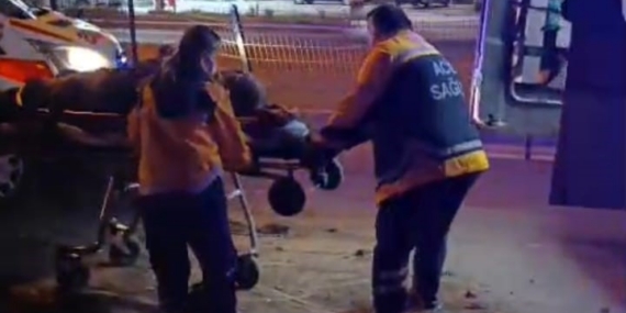 Kırmızı ışık ihlali yapan mikser ortalığı savaş alanına çevirdi; 5 yaralı