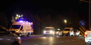 Kırmızı ışıkta bekleyen araca çarptı: 1 yaralı