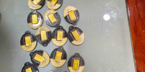 Kırşehir’de sahte altın oyununu kuyumcunun dikkati bozdu